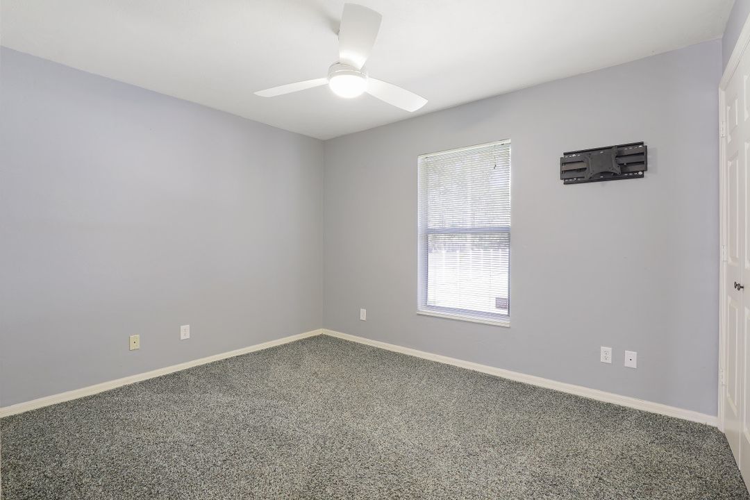 3795 10th Ave SE, Naples, FL 34117