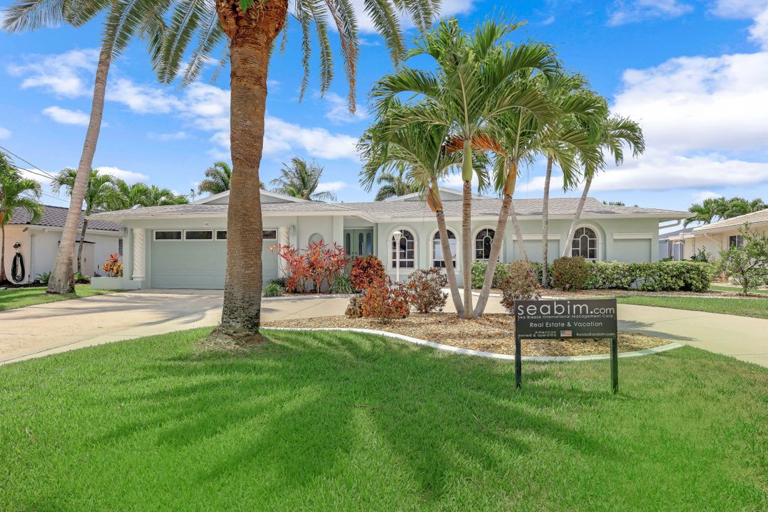 642 Coral Dr, Cape Coral, FL 33904