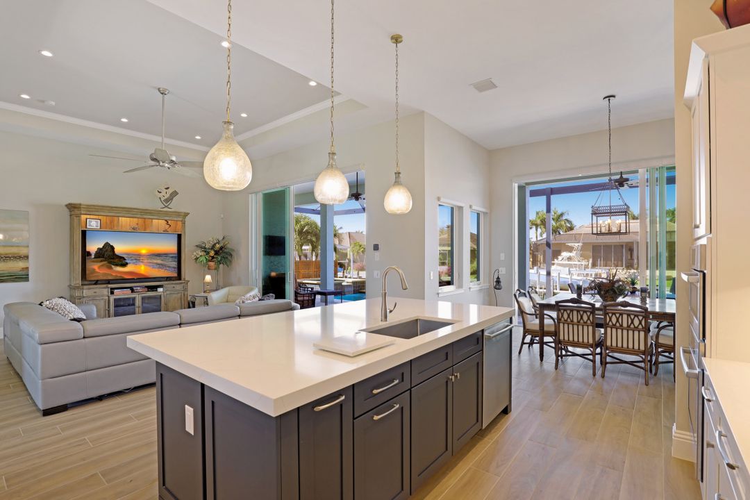 1191 Marlin Ct, Marco Island, FL 34145
