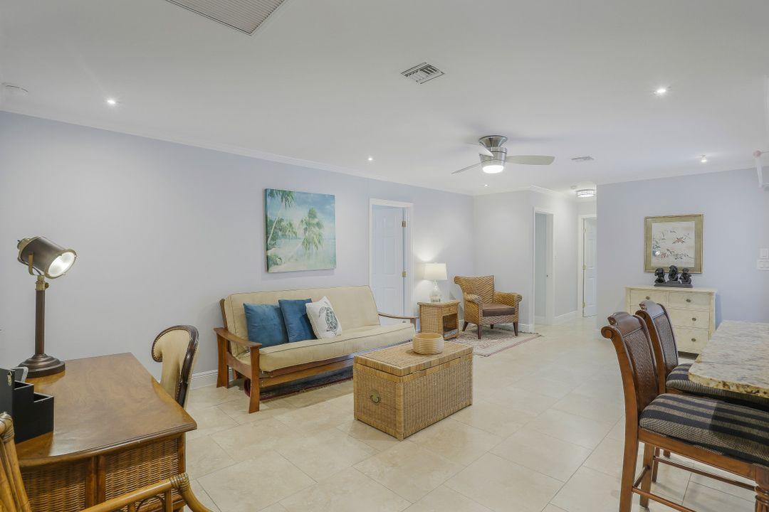 318 Sand Hill St, Marco Island, FL 34145