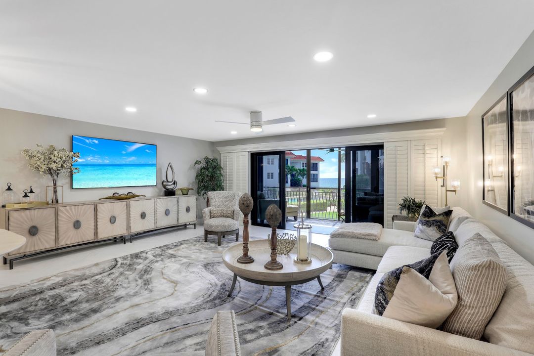 3333 Gulf Shore Blvd N #103, Naples, FL 34103
