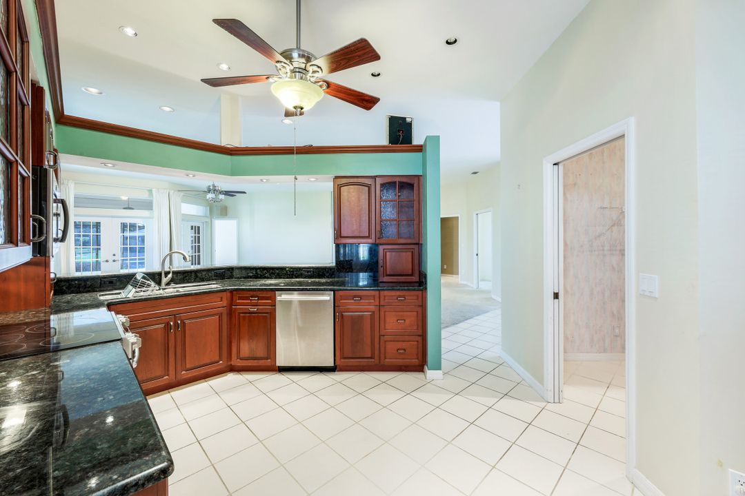 9841 Mainsail Ct, Fort Myers, FL 33919