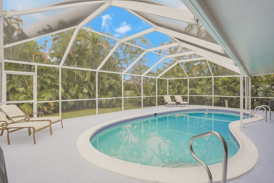 318 Sand Hill St, Marco Island, FL 34145