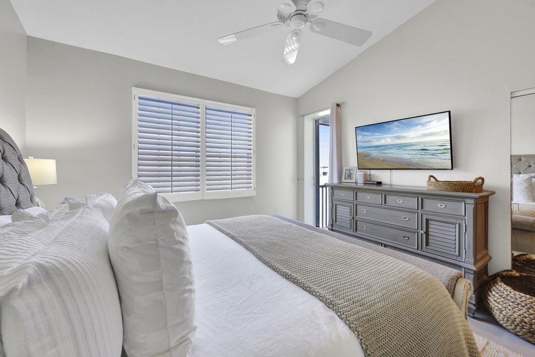 6305 Wilshire Pines Cir #508, Naples, FL 34109