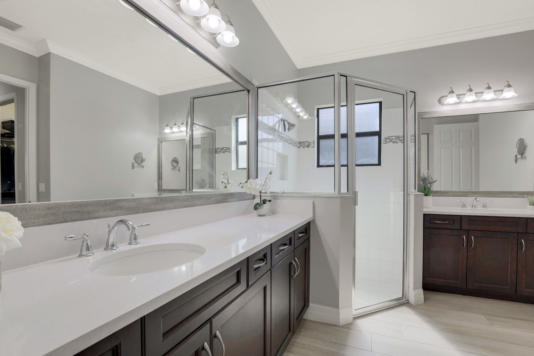 4167 Crescent Ct, Naples, FL 34119