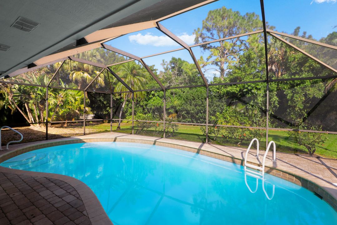 16568 Bear Cub Ct, Fort Myers, FL 33908