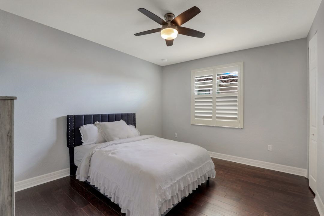 3082 Hudson Ter, Naples, FL 34119