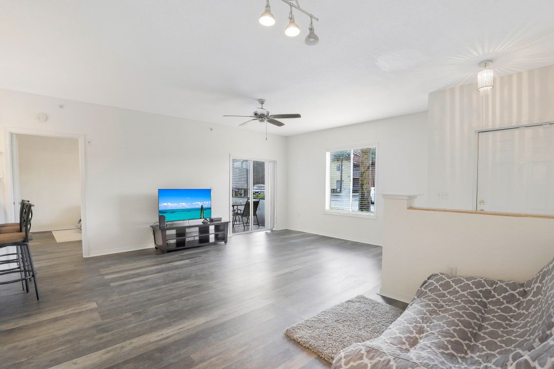 6400 Aragon Way #102, Fort Myers, FL 33966