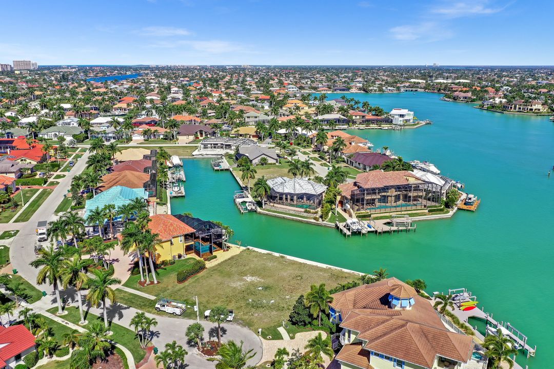 1261 Stone Ct, Marco Island, FL 34145