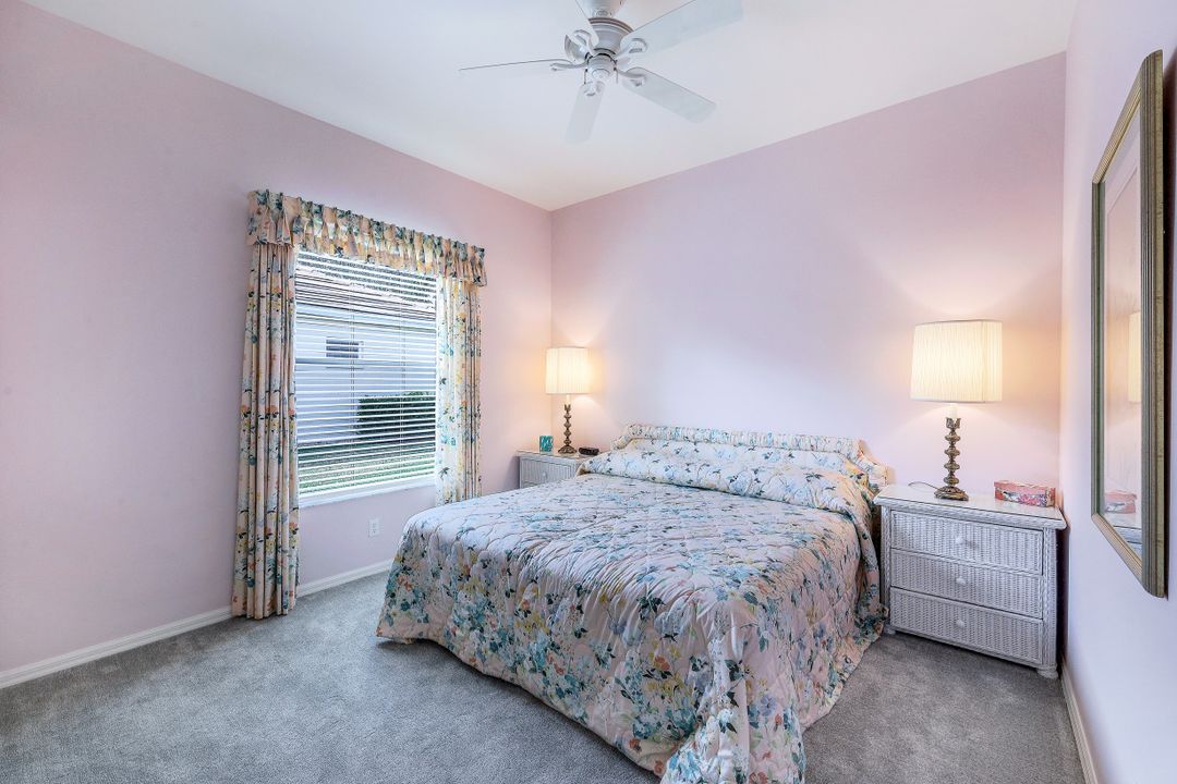 8755 Naples Heritage Dr, Naples, FL 34112