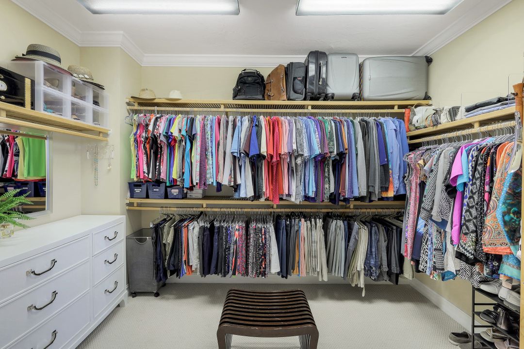 1060 Borghese Ln  #906, Naples, FL 34114