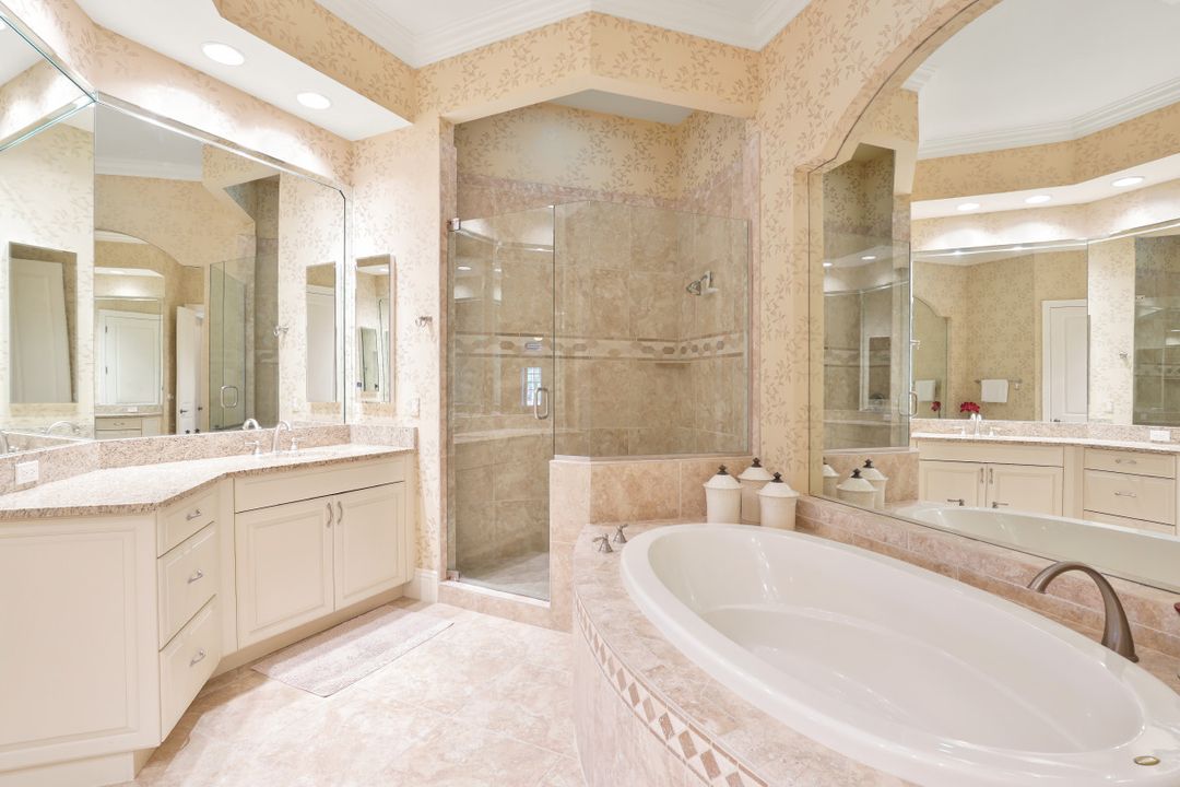 10734 Mirasol Dr #301, Miromar Lakes, FL 33913