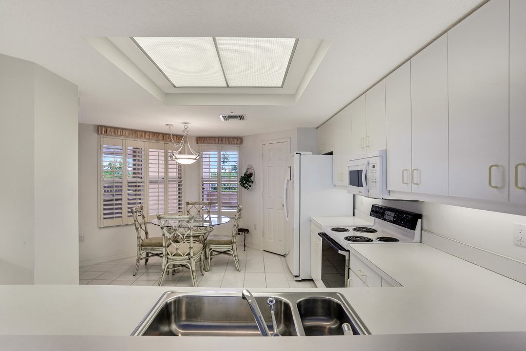 260 Barefoot Beach Blvd #204, Bonita Springs, FL 34134