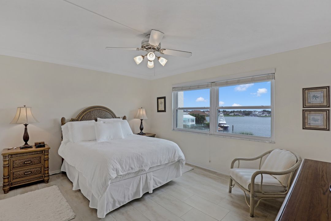 897 Collier Ct #4-404, Marco Island, FL 34145