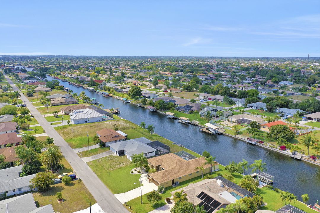 1429 SE 17th St, Cape Coral, FL 33990