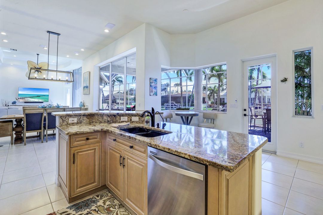 530 Taylor Ct, Marco Island, FL 34145