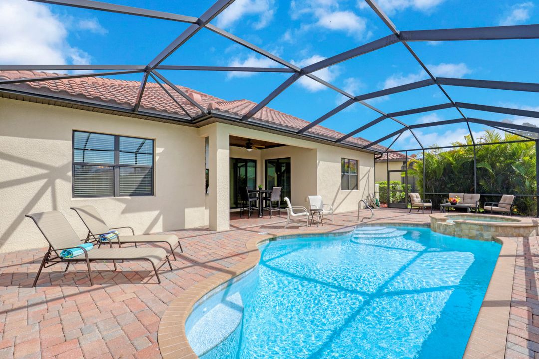 28100 Kerry Ct, Bonita Springs, FL 34135