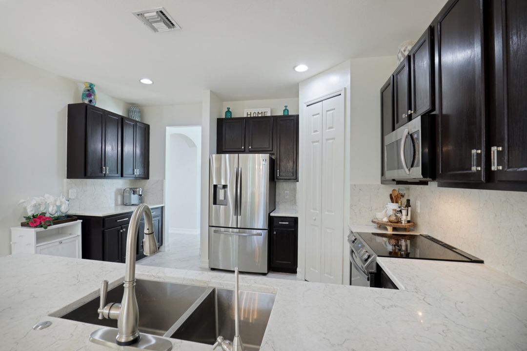 1244 NW 36th Pl, Cape Coral, FL 33993