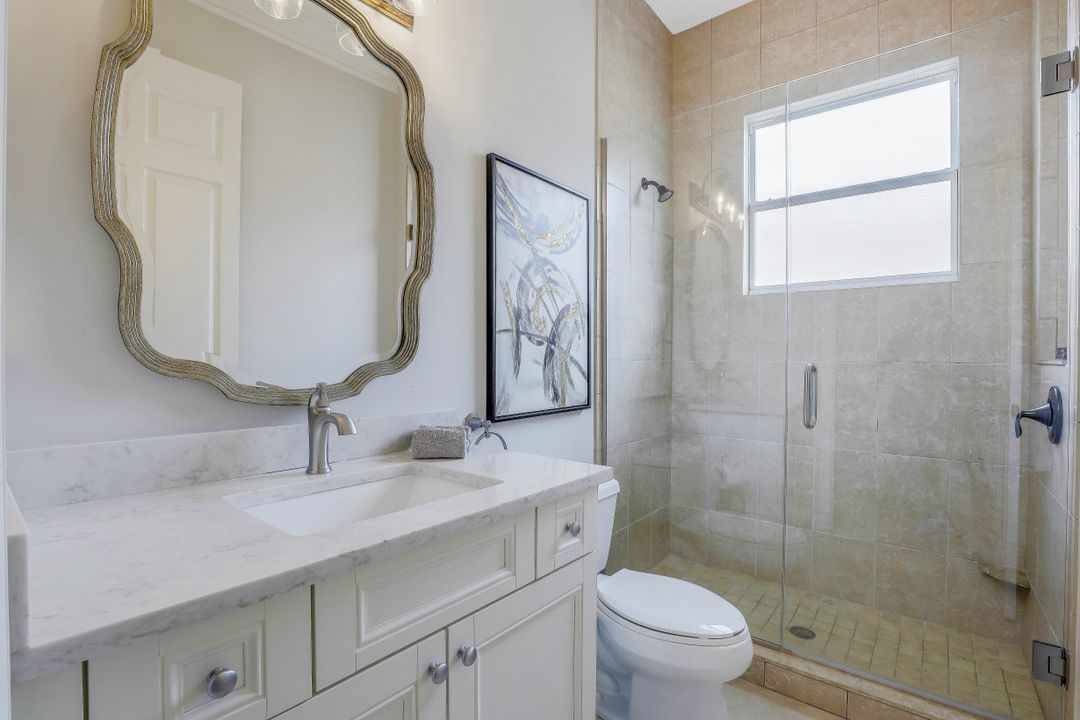 10801 Longshore Way E, Naples, FL 34119