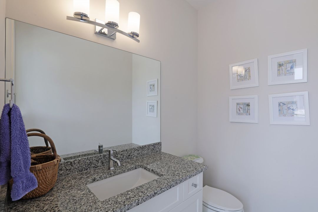 470 Maunder Ct, Marco Island, FL 34145