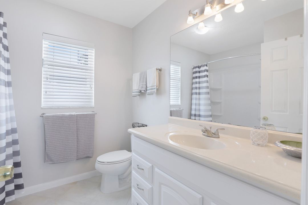 701 93rd Ave N, Naples, FL 34108