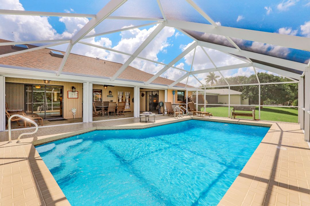 4408 SE 12th Ave, Cape Coral, FL 33904