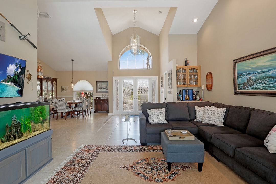 1020 NW 43rd Ave, Cape Coral, FL 33993