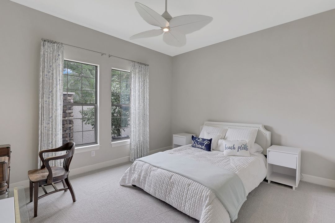 8450 Palacio Terrace W, Naples, FL 34114