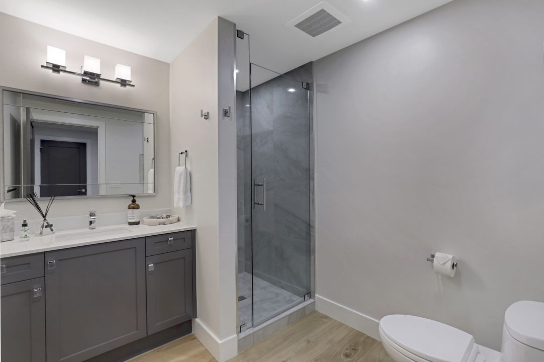 13915 Old Coast Rd #2206, Naples, FL 34110