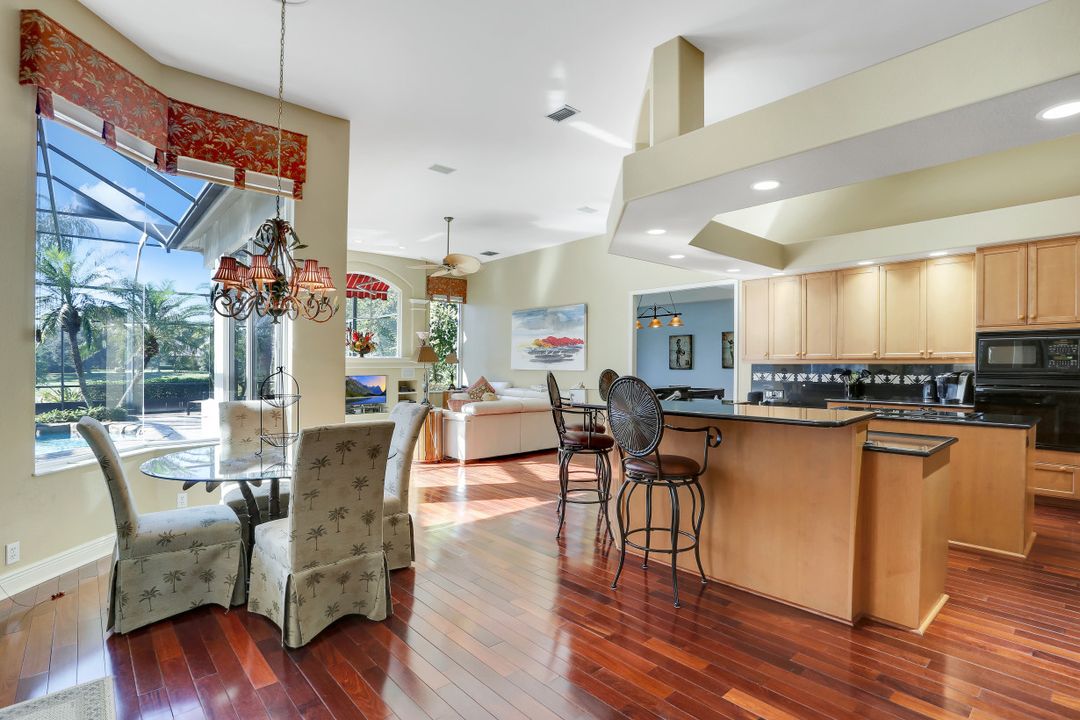 25150 Ridge Oak Dr, Bonita Springs, FL 34134