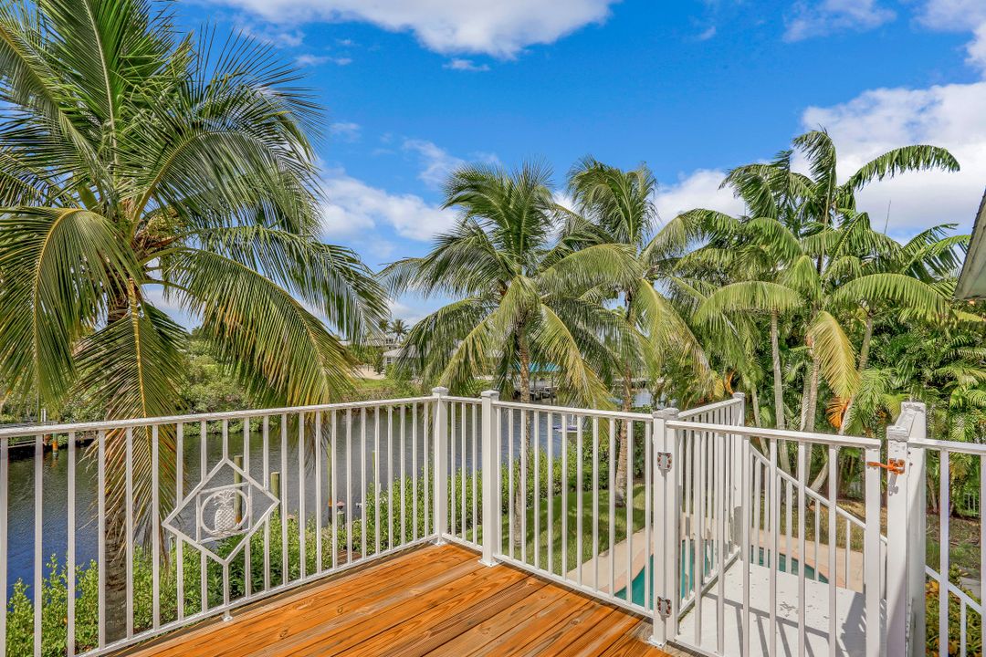 5200 Genesee Pkwy, Bokeelia, FL 33922