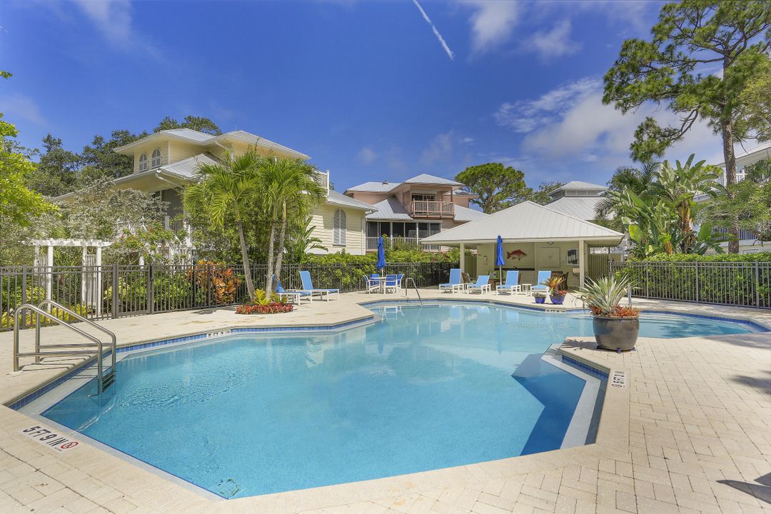 3824 Survey Cir, Bonita Springs, FL 34134