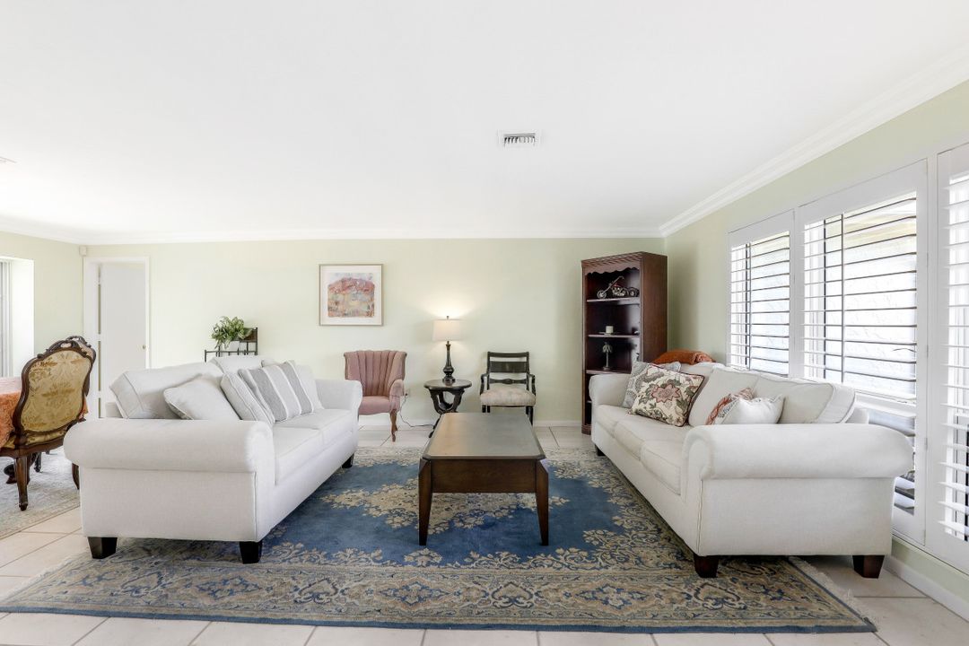 1251 Treasure Ct, Marco Island, FL 34145