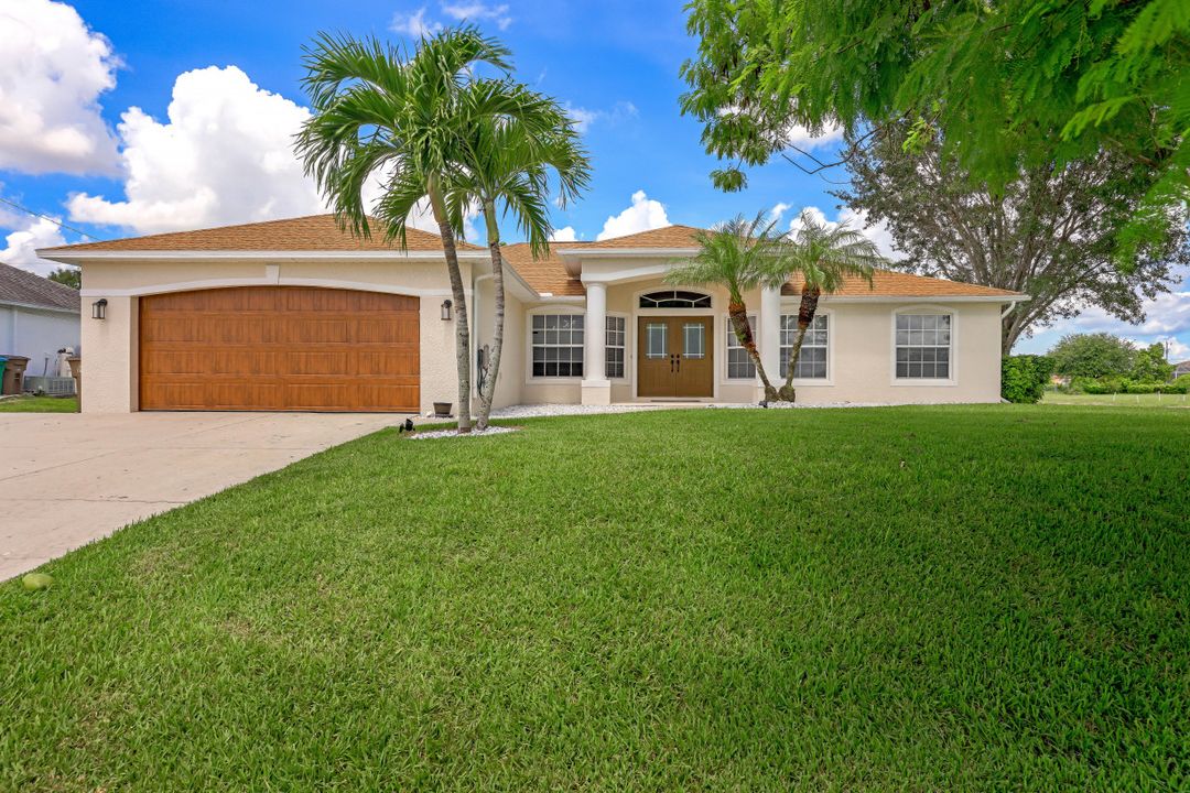 1812 NE 13th Ave, Cape Coral, FL 33909