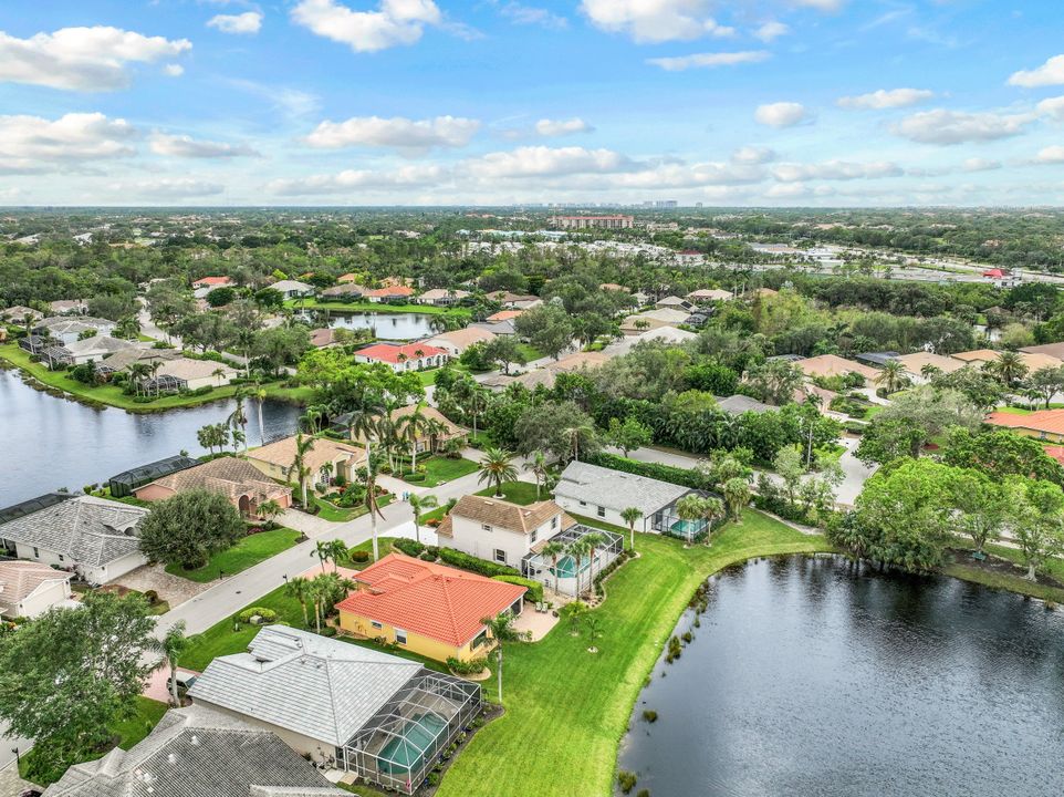 25670 Springtide Ct, Bonita Springs, FL 34135