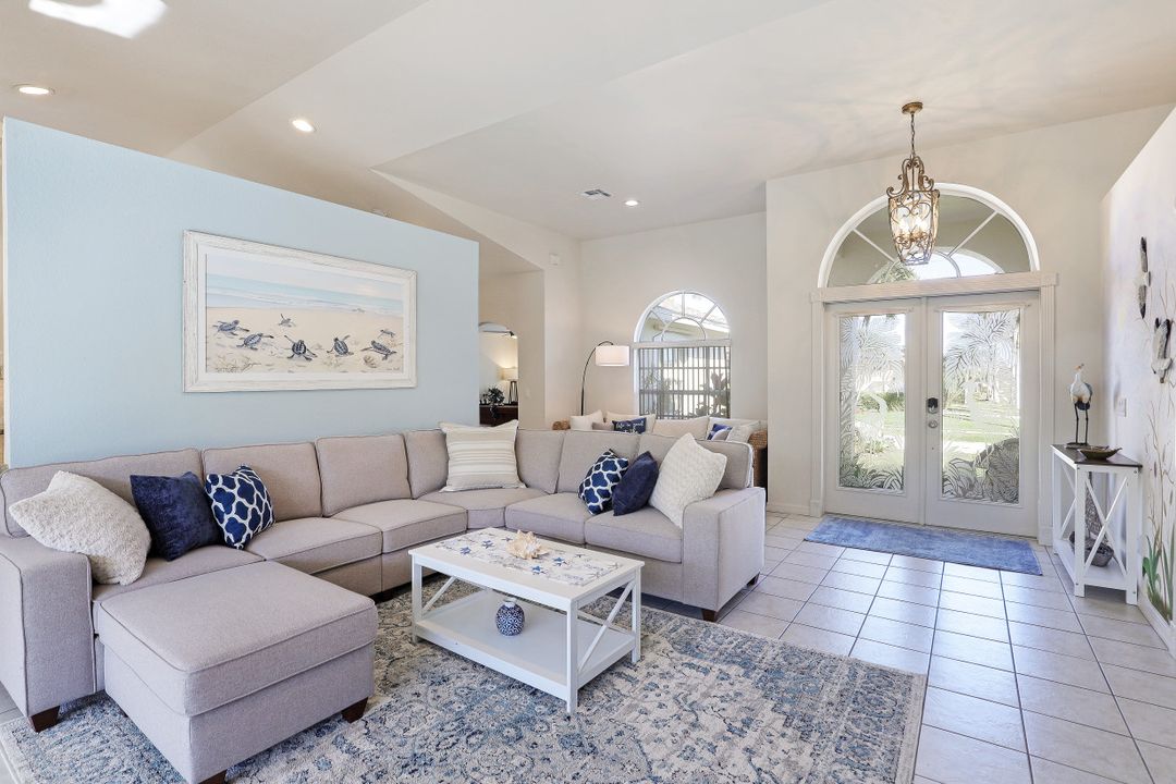 708 Seagrape Dr, Marco Island, FL 34145