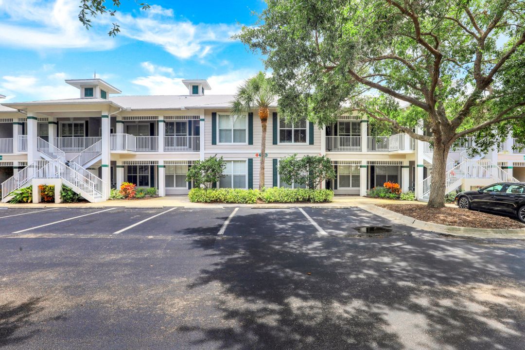 7880 Mahogany Run Ln #1622, Naples, FL 34113