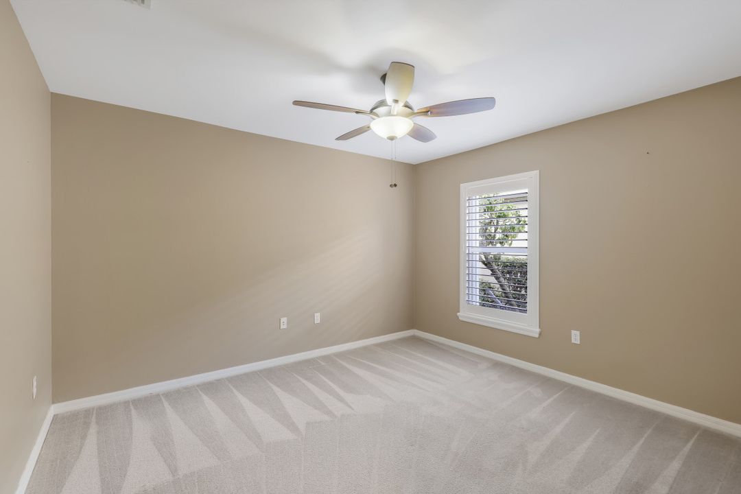 2435 Woodbourne Pl, Cape Coral, FL 33991