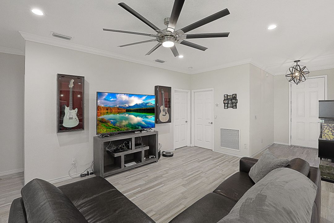 3328 NW 9th Terrace, Cape Coral, FL 33993