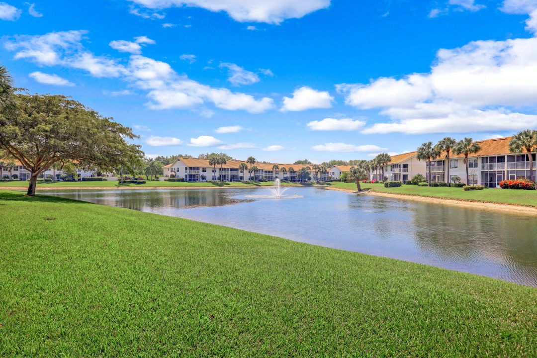 5015 Cedar Springs Dr #104, Naples, FL 34110