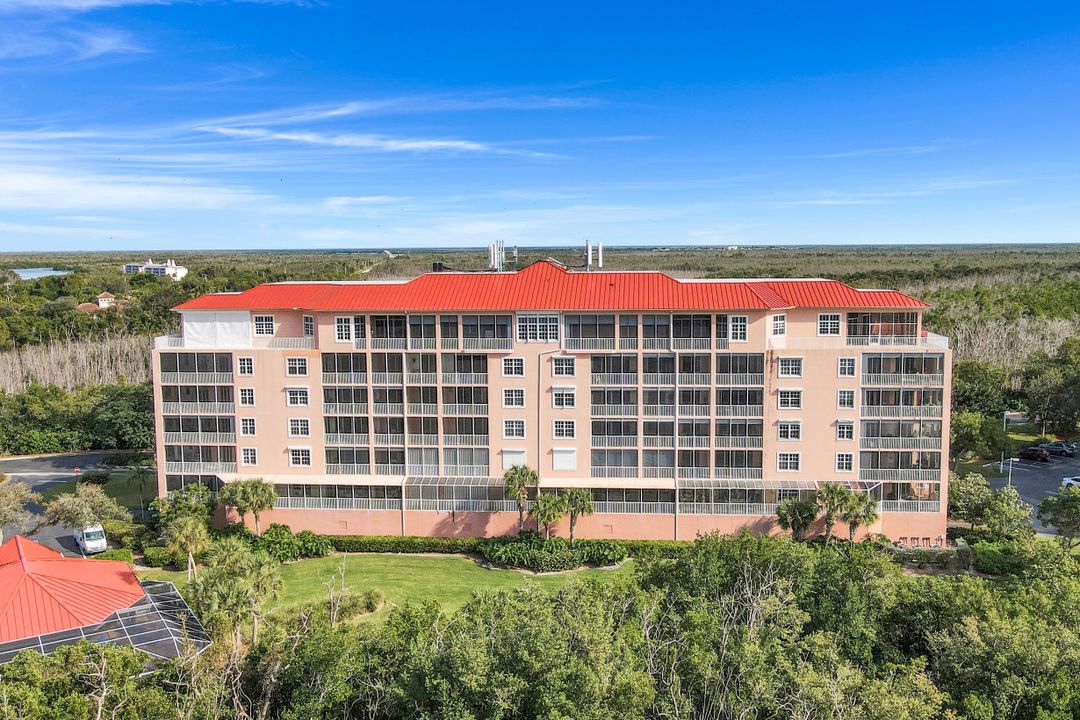 269 Vintage Bay Dr #24, Marco Island, FL 34145