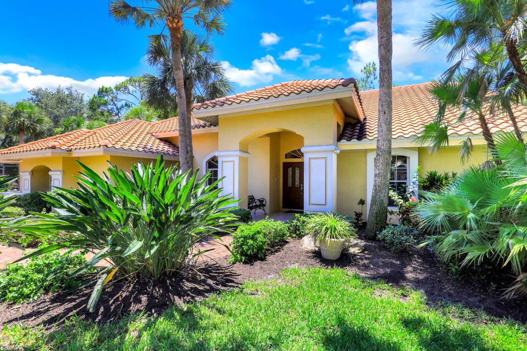 24730 Lyonia Ln, Bonita Springs, FL 34134