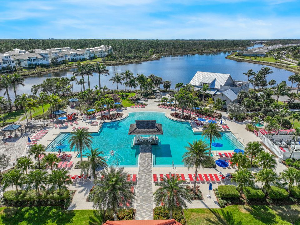 5570 Tobago Blvd, Naples, FL 34113