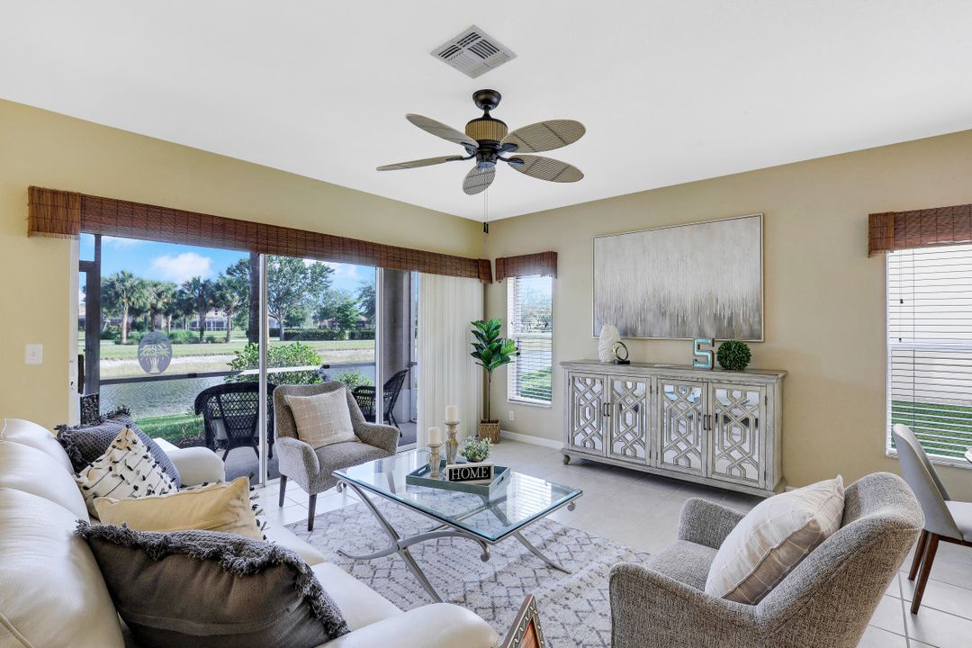 1370 Weeping Willow Ct, Cape Coral, FL 33909