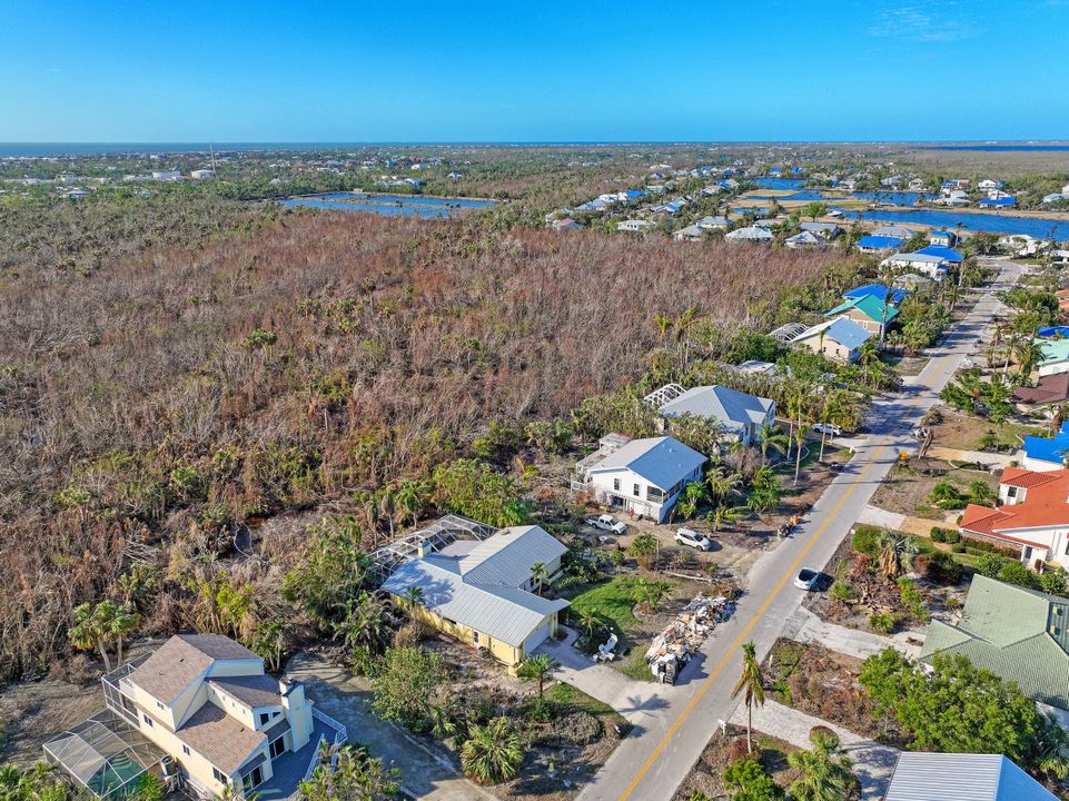 1044 Sand Castle Rd, Sanibel, FL 33957