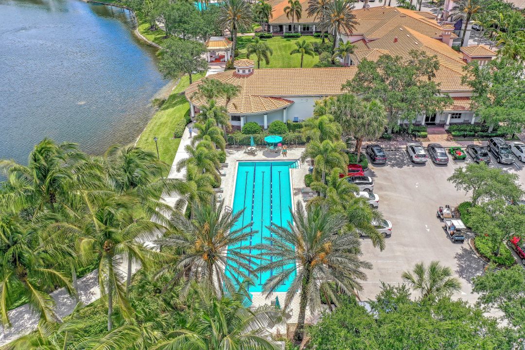 4280 Redonda Ln, Naples, FL 34119