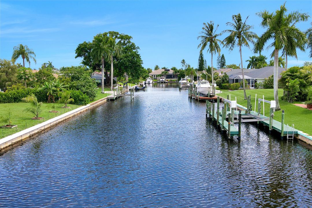 2511 SE 19th Pl, Cape Coral, FL 33904