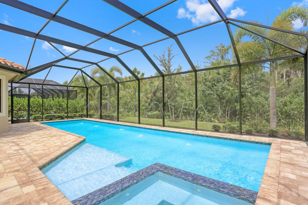 12774 Dundee Ln, Naples, FL 34120