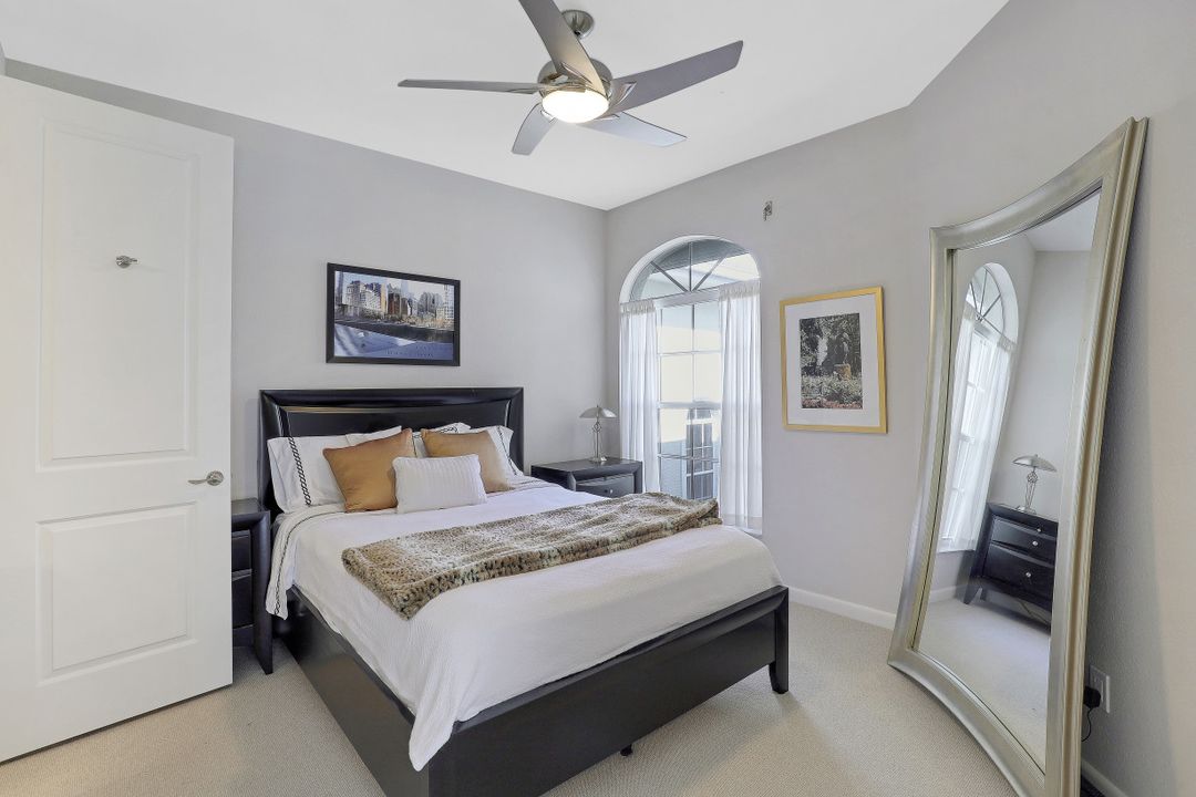 1825 Seville Blvd #821, Naples, FL 34109