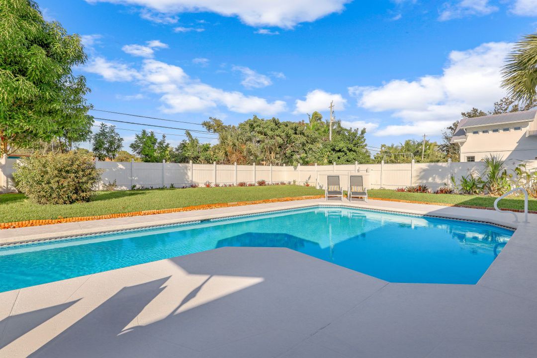 1173 29th Ave N, Naples, FL 34103